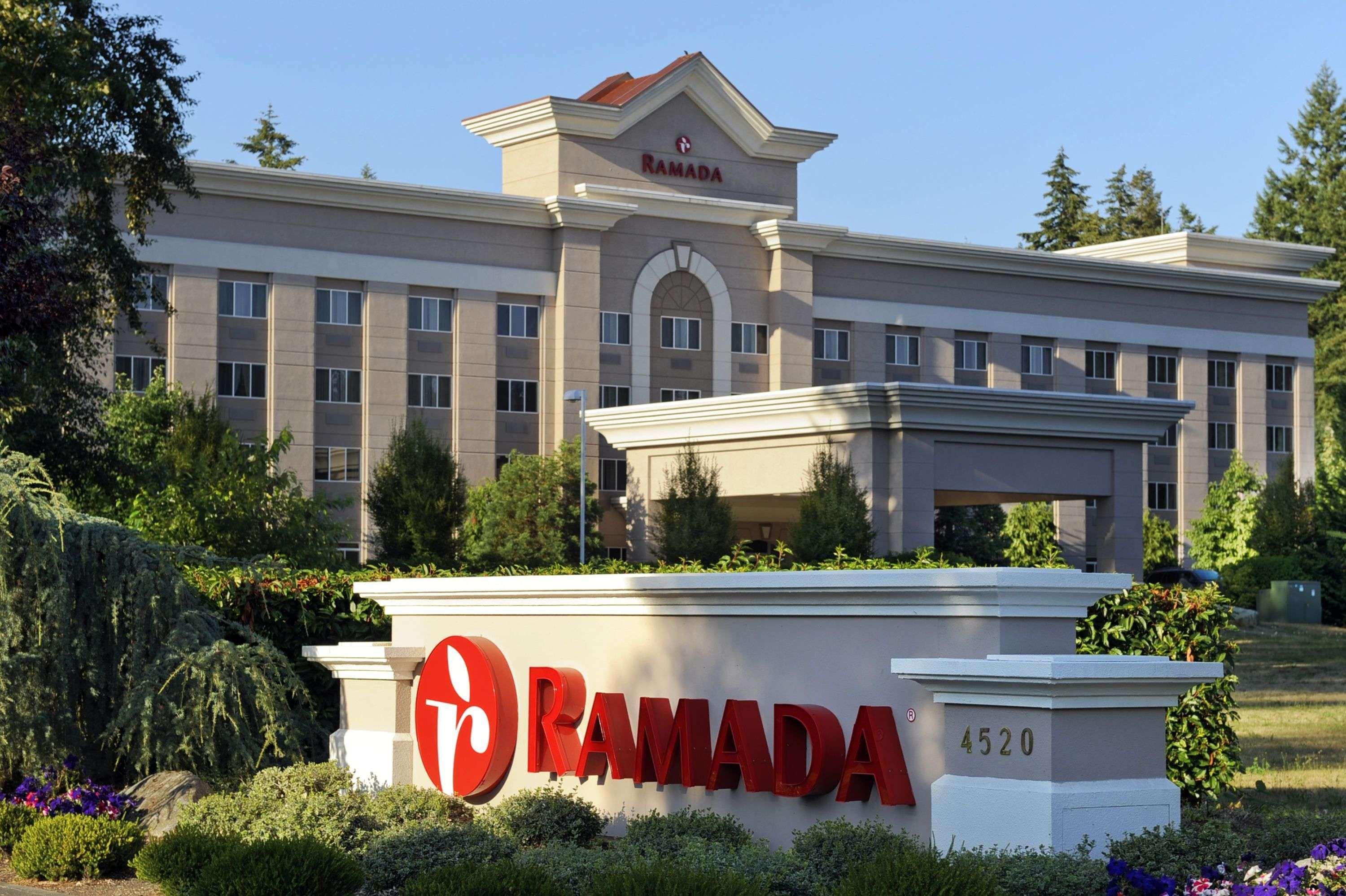 Ramada By Wyndham Olympia Hotel Exterior photo The Ramada Inn in Lake Stevens, Washington